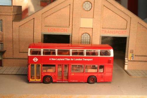 London transport leyland - london,