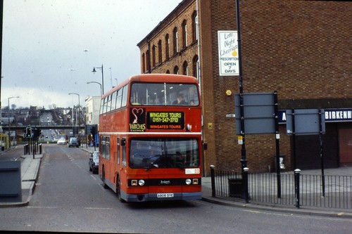 35mm original colour bus slide - 35mm,